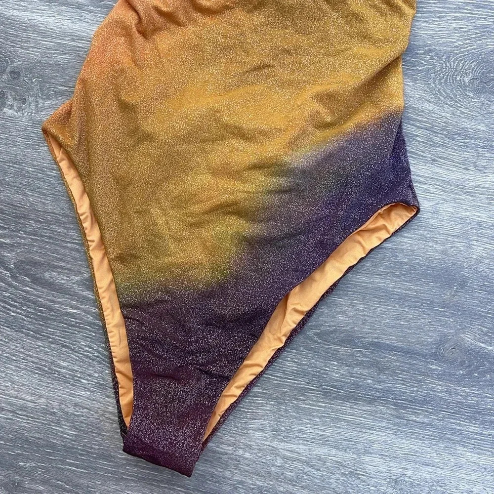 RVCA Trippy Dana Cheeky - Picture 6 of 13